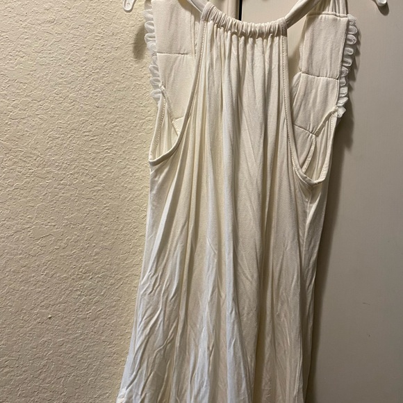 JULIE’S CLOSET TOP - Picture 7 of 8